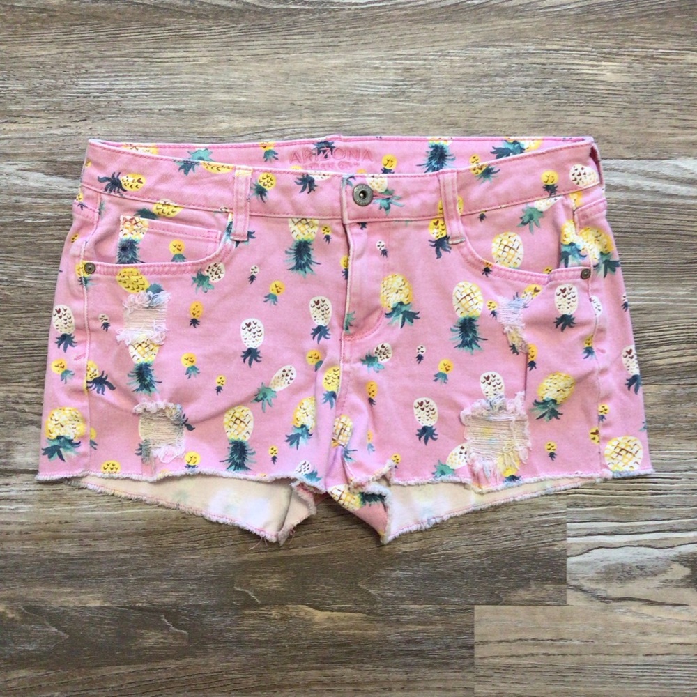 Arizona Pink Pineapple Print Distressed Denim Shorts Low Rise Raw Hem 11